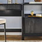 Bureau avec 2 bibliothèques étroites